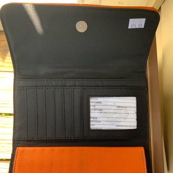 COPY - Novelty Wallet - Picture 3 of 4